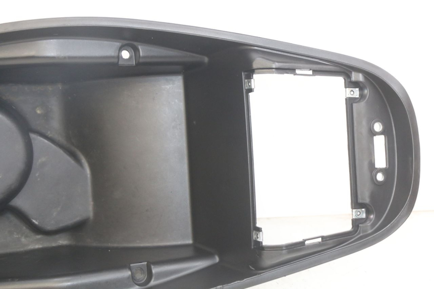 photo de ASIENTO DE ALMACENAMIENTO KYMCO AGILITY 16+ 4T 50 (2018 - 2023) - Vista general del producto