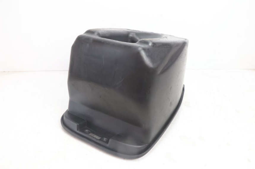 photo de CAJA DEL ASIENTO KYMCO AGILITY 4T 50 (2005 - 2018) - Primer plano técnico