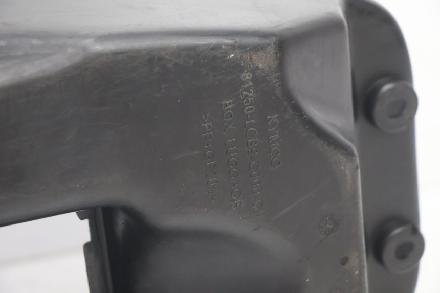 photo de CAJA DEL ASIENTO KYMCO AGILITY 4T 50 (2005 - 2018) - Recambio usado revisado