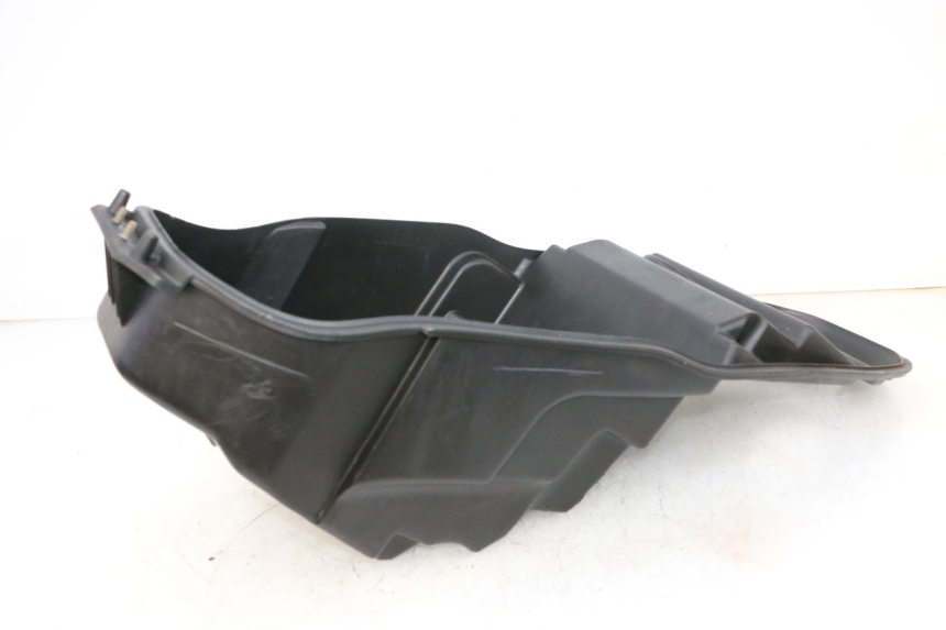 photo de ASIENTO COFRE KYMCO AGILITY CITY 4T 50 (2008 - 2016) - Detalles de los puntos de fijación