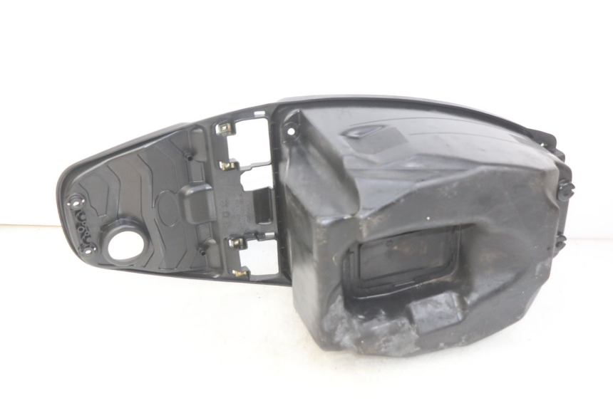 photo de CAJA DEL ASIENTO KYMCO AGILITY RS 4T 50 (2009 - 2013) - Otra perspectiva