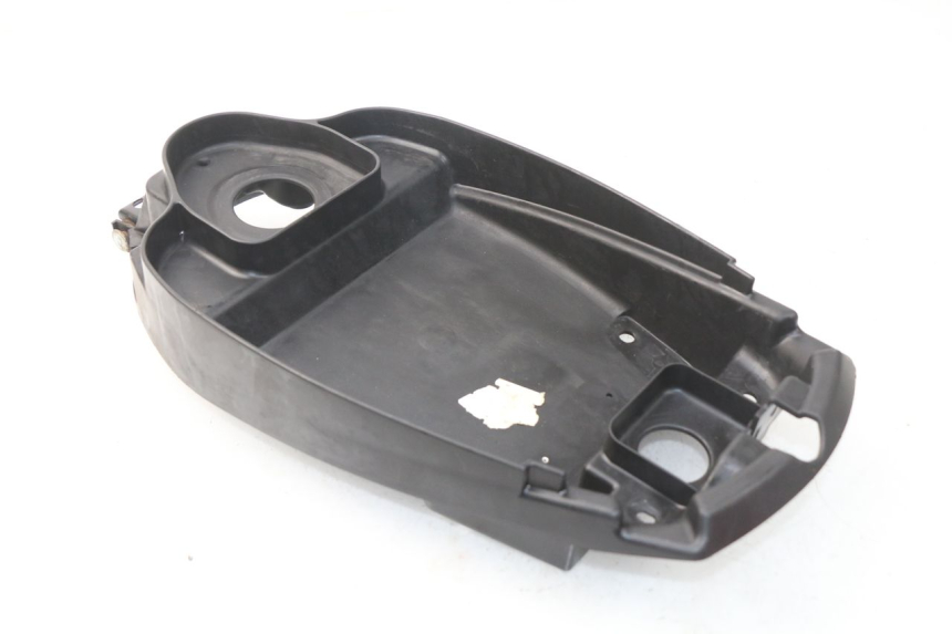 photo de ASIENTO DE ALMACENAMIENTO MBK BOOSTER SPIRIT 50 (2004 - 2017) - Primer plano técnico