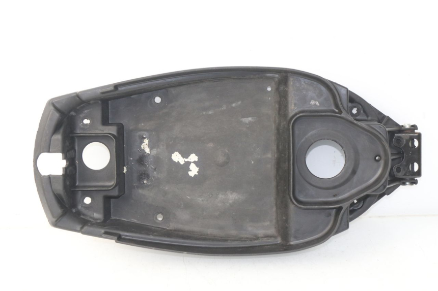 photo de CAJA DEL ASIENTO MBK BOOSTER SPIRIT NAKED 50 (2004 - 2017) - Vista principal