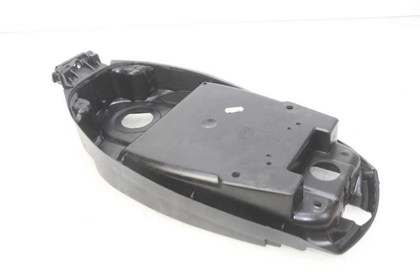 photo de CAJA DEL ASIENTO MBK BOOSTER SPIRIT NAKED 50 (2004 - 2017) - Zoom estado de uso