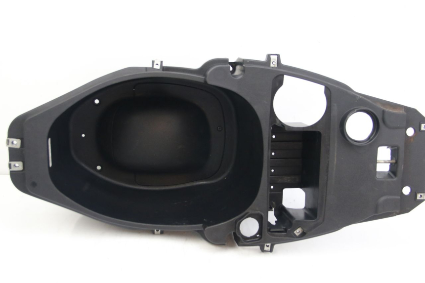 photo de ASIENTO DE ALMACENAMIENTO DERBI BOULEVARD 50 (2009 - 2006) - Primer plano técnico