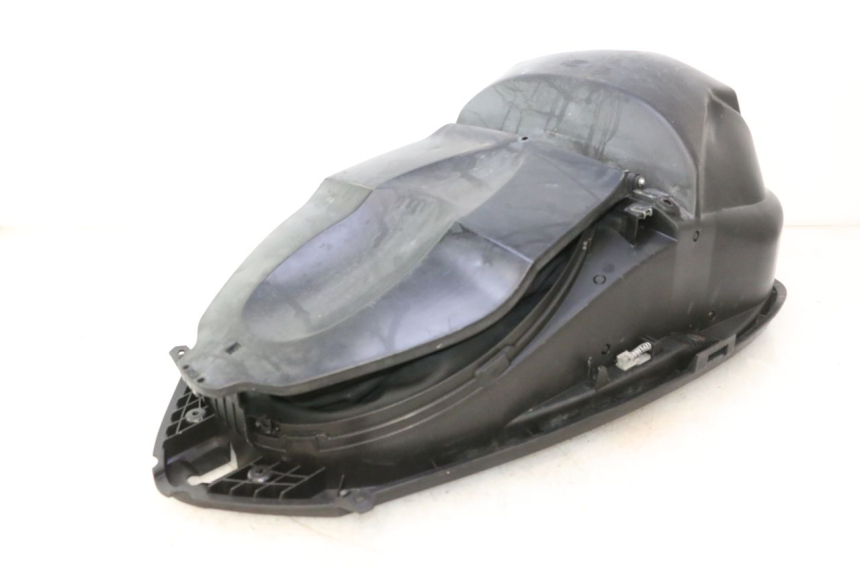 photo de ASIENTO COFRE BMW C SPORT 650 (2015 - 2021) - Estado de la superficie y material