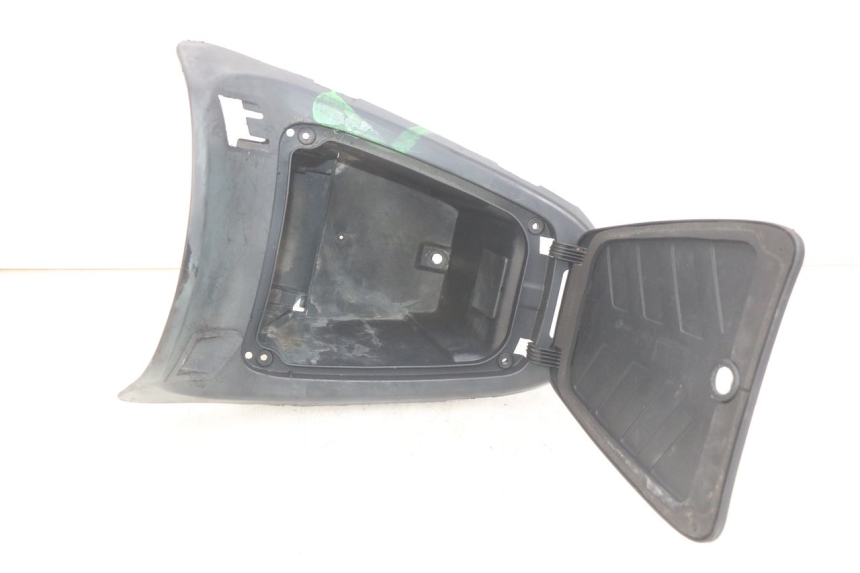 photo de ASIENTO DE ALMACENAMIENTO BMW C1 125 (2000 - 2003) - Marcados y referencias originales