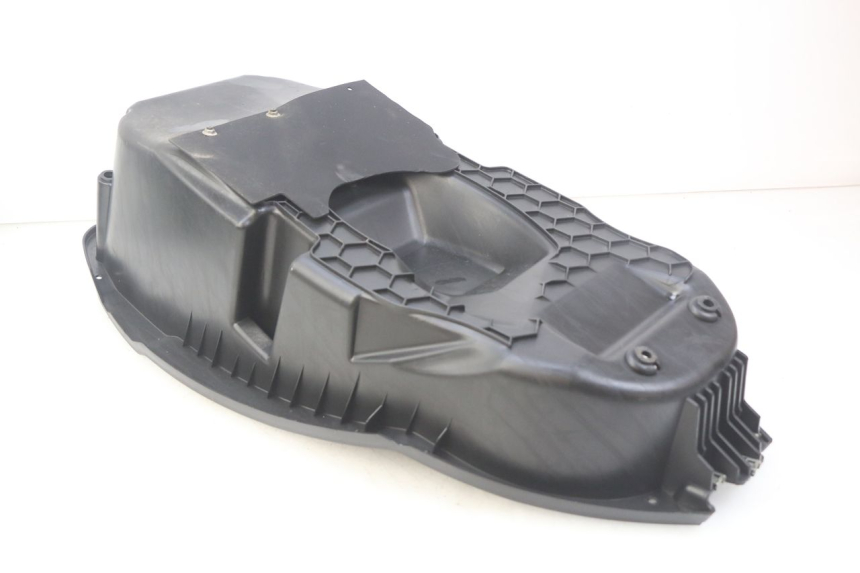 photo de ASIENTO DE ALMACENAMIENTO PEUGEOT CITYSTAR 125 (2011 - 2017) - Zoom estado de uso