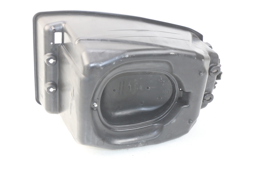 photo de CAJA DEL ASIENTO SYM CROX 4T 50 (2016 - 2023) - Primer plano técnico