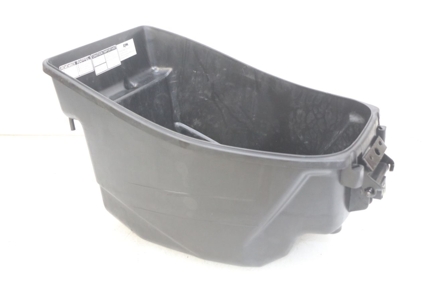 photo de CAJA DEL ASIENTO SYM CROX 4T 50 (2016 - 2023) - Zoom estado de uso