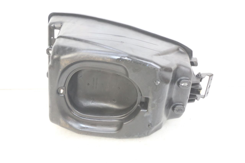 photo de CAJA DEL ASIENTO SYM CROX 4T 50 (2016 - 2023) - Detalle de la pieza