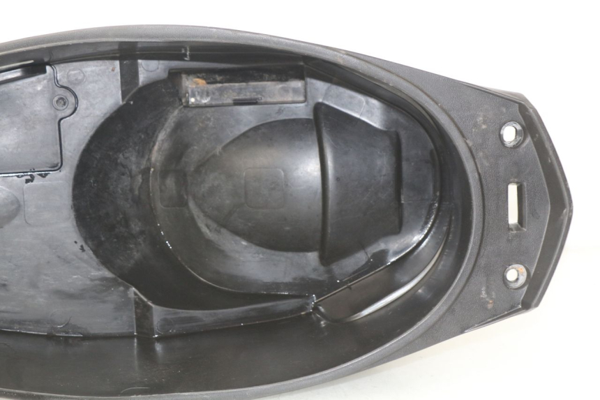 photo de CAJA DEL ASIENTO YAMAHA CYGNUS X 125 (2004 - 2007) - Vista general del producto