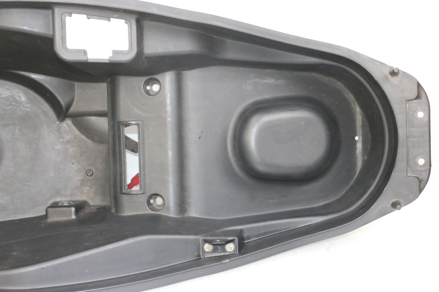 photo de ASIENTO COFRE KYMCO DINK STREET 125 (2009 - 2014) - Vista general del producto