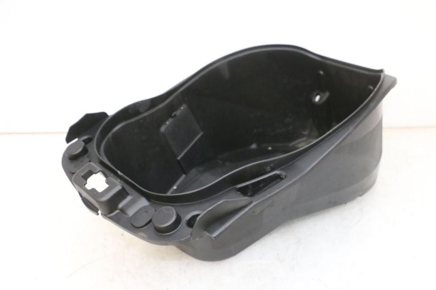 photo de CAJA DEL ASIENTO PEUGEOT DJANGO 4T 50 (2014 - 2019) - Zoom estado de uso