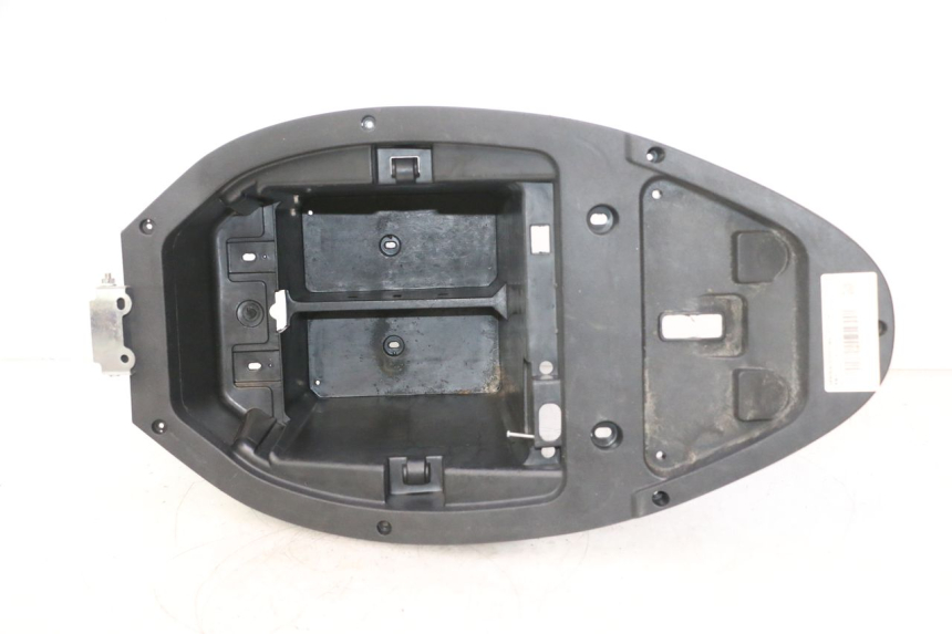 photo de ASIENTO COFRE WAYSCRAL E-START 1 (2018 - 2022) - Estado de la superficie y material