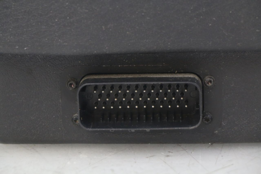 photo de ASIENTO DE ALMACENAMIENTO PEUGEOT E-VIVACITY 1 (2012 - 2018) - Primer plano técnico