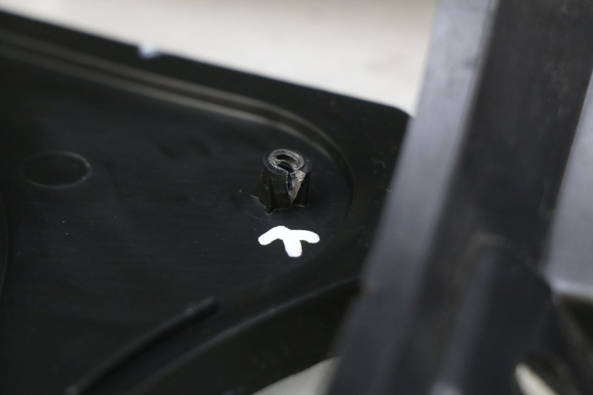 photo de ASIENTO DE ALMACENAMIENTO PEUGEOT E-VIVACITY 1 (2012 - 2018) - Marcados y referencias originales