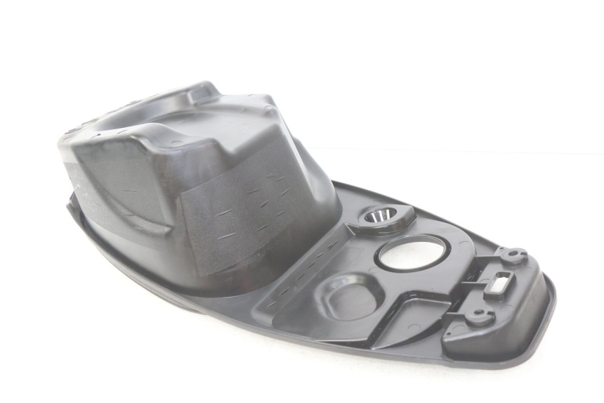 photo de CAJA DEL ASIENTO JM MOTORS EVOLIS 4T 50 (2018 - 2022) - Detalle de la pieza