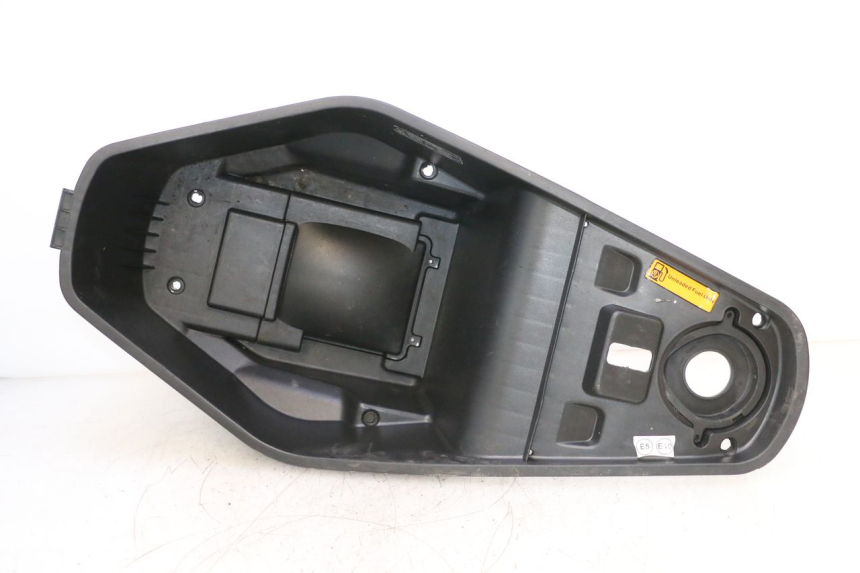 photo de MALETA DE ASIENTO KEEWAY F-ACT FACT EVO 50 (2020 - 2026) - Vista principal