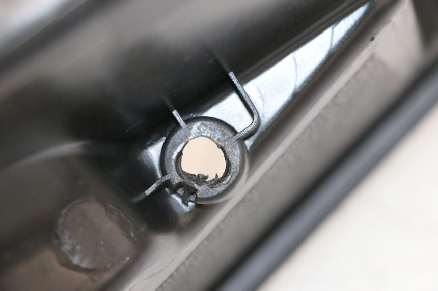 photo de MALETA DE ASIENTO KEEWAY F-ACT FACT EVO 50 (2020 - 2026) - Zoom estado de uso