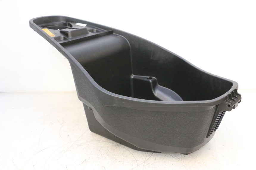 photo de MALETA DE ASIENTO KEEWAY F-ACT FACT EVO 50 (2020 - 2026) - Detalles de los puntos de fijación