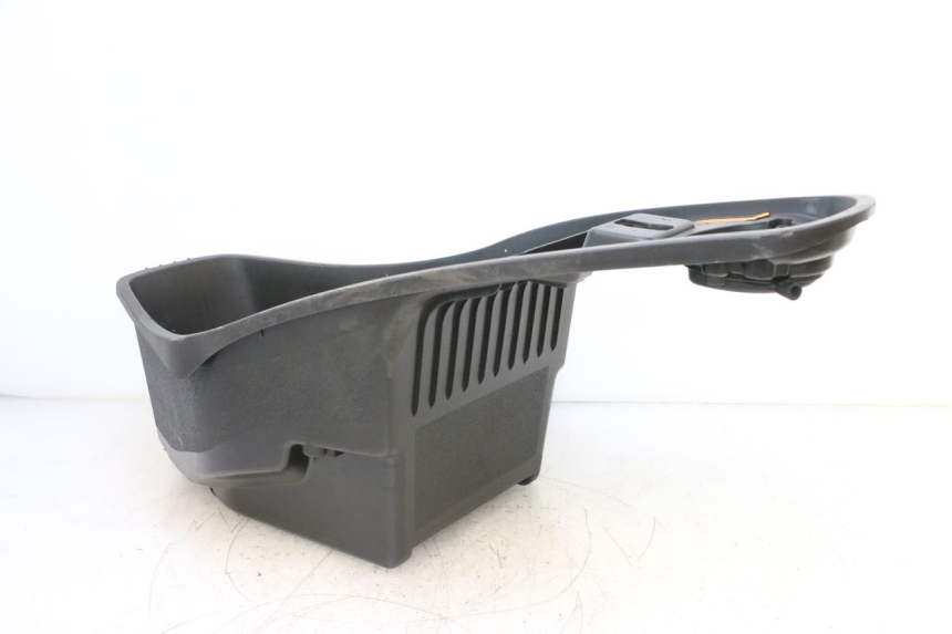 photo de MALETA DE ASIENTO KEEWAY F-ACT FACT EVO 50 (2020 - 2026) - Recambio usado revisado