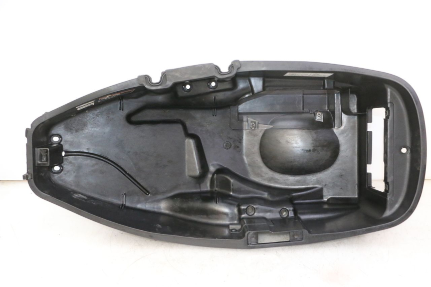 photo de ASIENTO DE ALMACENAMIENTO HONDA FES S-WING SWING ABS 125 (2007 - 2015) - Vista principal