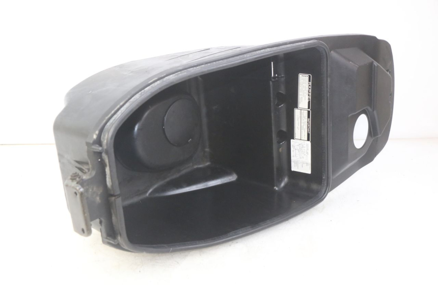 photo de CAJA DEL ASIENTO SYM FIDDLE 2 50 (2008 - 2013) - Detalle de la pieza