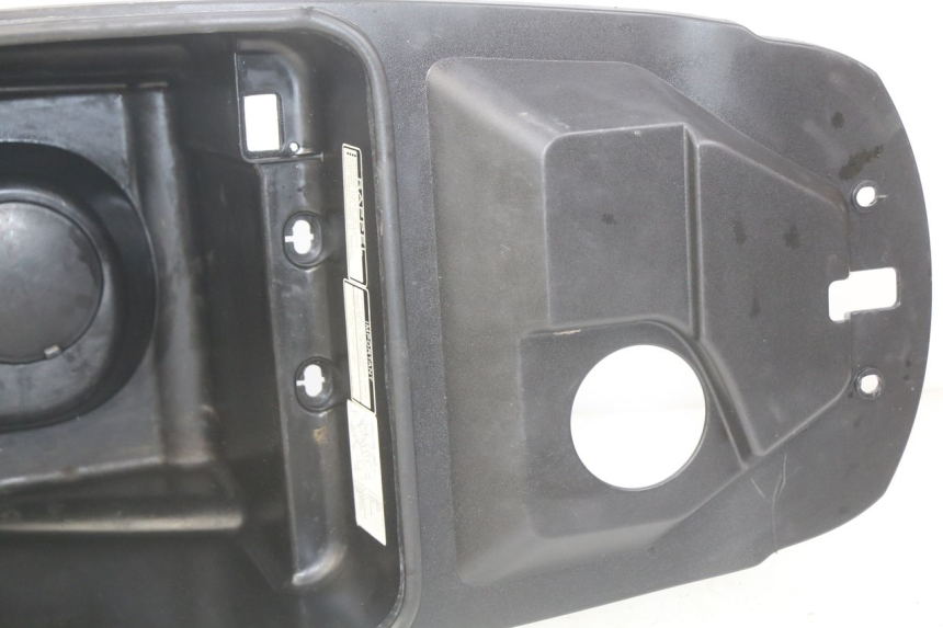 photo de CAJA DEL ASIENTO SYM FIDDLE 2 50 (2008 - 2013) - Vista general del producto