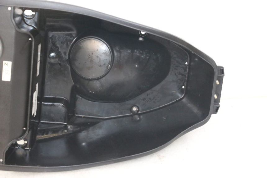 photo de ASIENTO DE ALMACENAMIENTO SYM FIDDLE 3 III 125 (2014 - 2020) - Vista general del producto