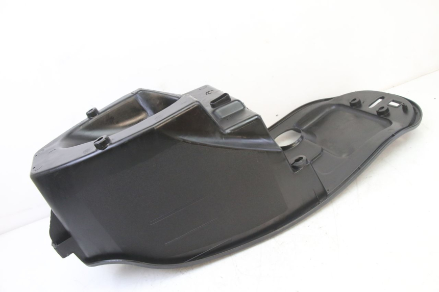 photo de ASIENTO DE ALMACENAMIENTO SYM FIDDLE 3 III 125 (2014 - 2020) - Detalles de los puntos de fijación