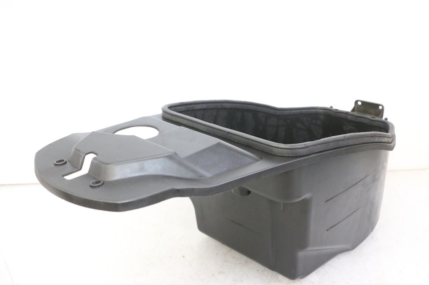 photo de ASIENTO COFRE SYM FIDDLE 125 (2008 - 2010) - Detalles de los puntos de fijación