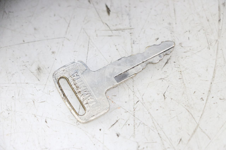 photo de ASIENTO DE ALMACENAMIENTO YAMAHA FJR ABS 1300 (2006 - 2012) - Características distintivas