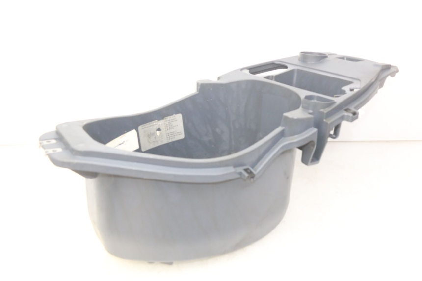 photo de CAJA DEL ASIENTO PIAGGIO FLY 100 (2006 - 2010) - Zoom estado de uso