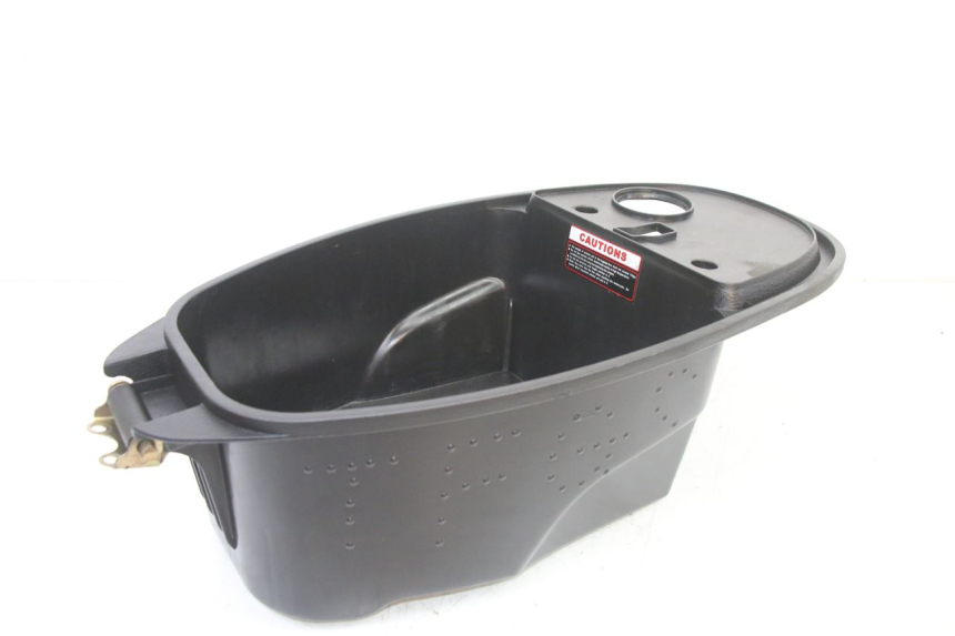 photo de BAÚL DEL ASIENTO VENESI FLY RETRO 4T 50 (2020 - 2025) - Zoom estado de uso