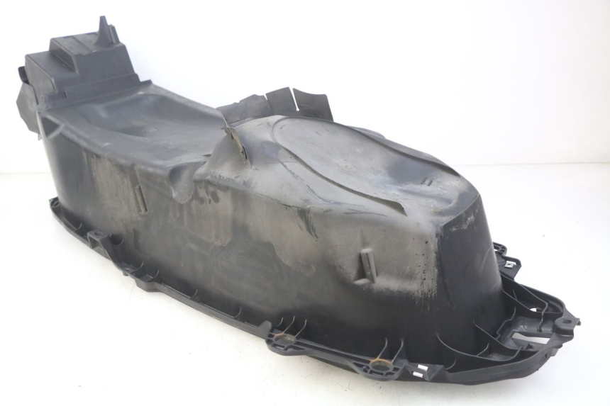 photo de ASIENTO DE ALMACENAMIENTO HONDA FORZA 125 (2015 - 2016) - Zoom estado de uso