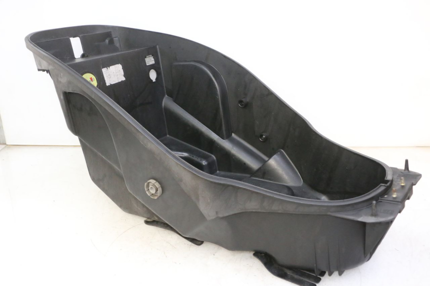 photo de ASIENTO COFRE KYMCO GRAND DINK 125 (2002 - 2007) - Zoom estado de uso