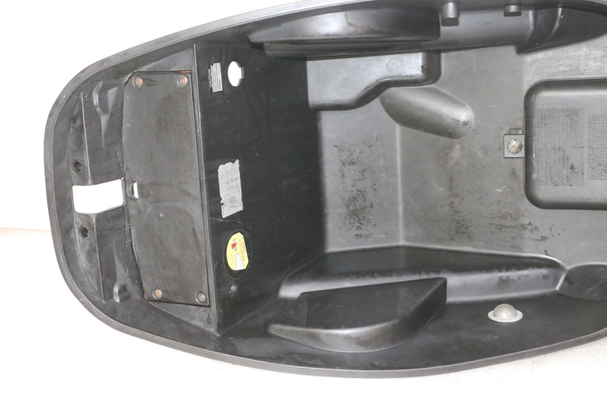 photo de ASIENTO COFRE KYMCO GRAND DINK 125 (2002 - 2007) - Recambio usado revisado