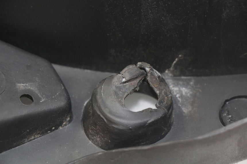 photo de ASIENTO COFRE HAOTIAN HT125T-2 125 - Detalle de la pieza