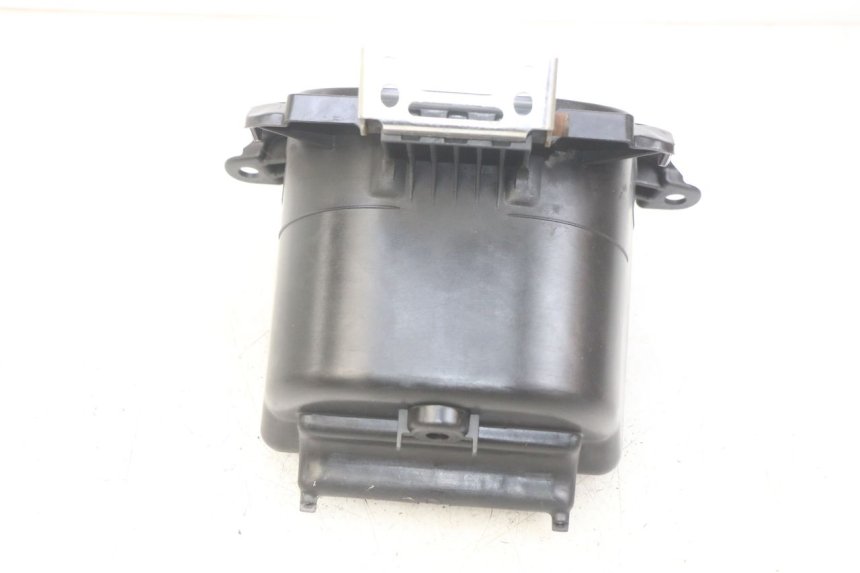 photo de ASIENTO DE ALMACENAMIENTO YAMAHA HW XENTER 125 (2011 - 2017) - Otra perspectiva