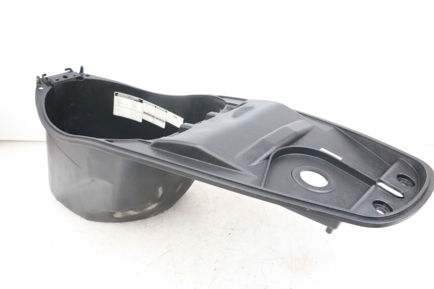 photo de ASIENTO DE ALMACENAMIENTO SYM JET 14 4T 50 (2018 - 2022) - Otra perspectiva