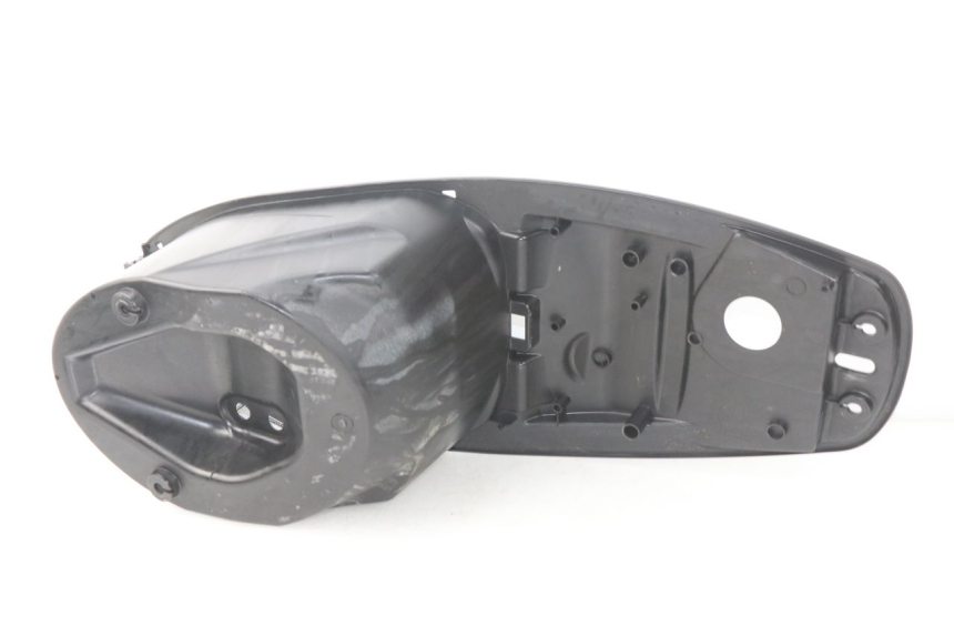 photo de CAJA DEL ASIENTO SYM JET 4 4T 50 (2018 - 2021) - Primer plano técnico