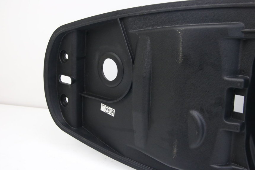 photo de CAJA DEL ASIENTO SYM JET 4 4T 50 (2018 - 2021) - Zoom estado de uso