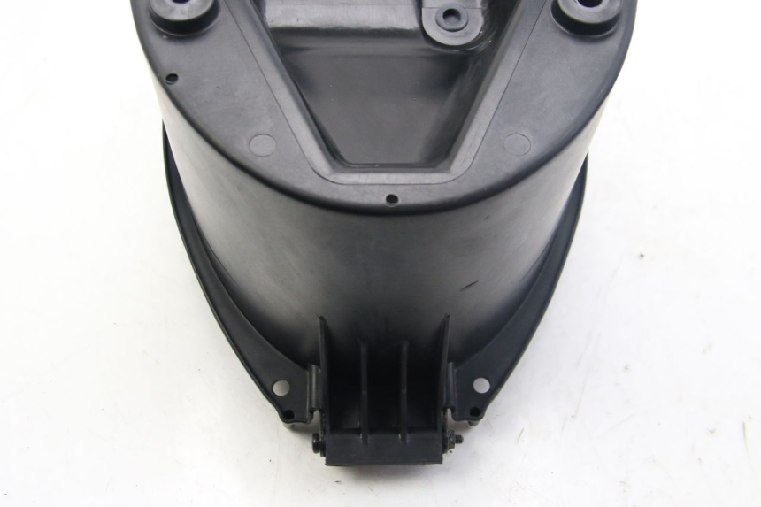 photo de CAJA DEL ASIENTO SYM JET 4 4T 50 (2018 - 2021) - Estado de la superficie y material