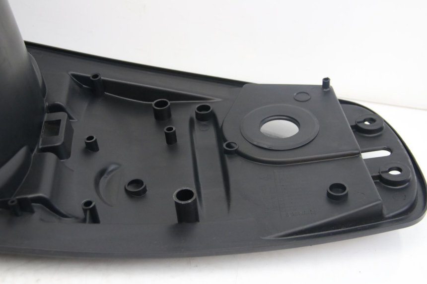 photo de CAJA DEL ASIENTO SYM JET 4 4T 50 (2018 - 2021) - Recambio usado revisado