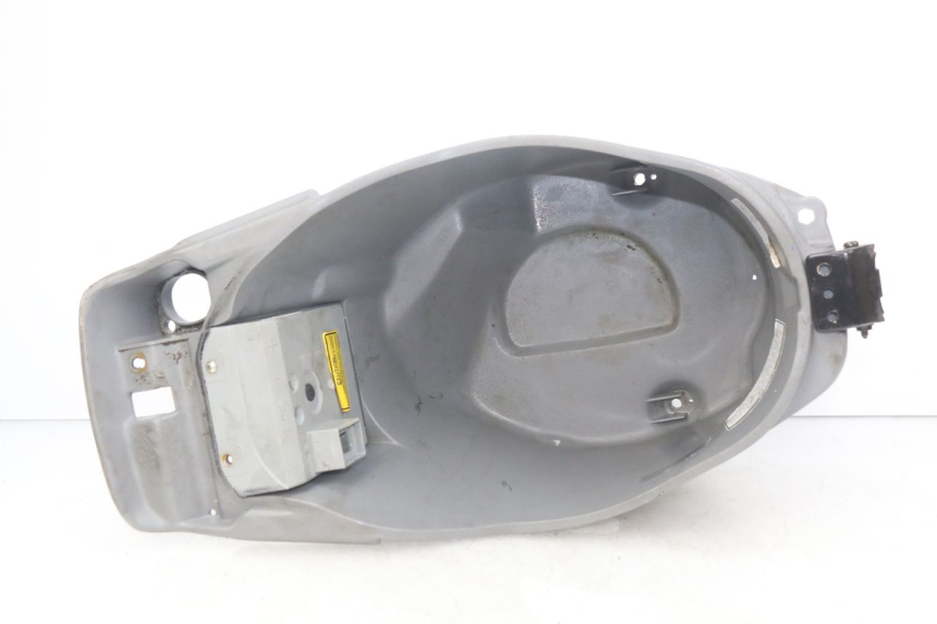 photo de CAJA DEL ASIENTO SYM JET EURO X 2T 50 (2003 - 2007) - Vista principal