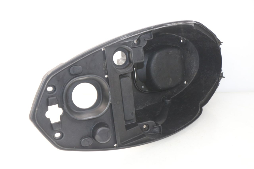 photo de ASIENTO DE ALMACENAMIENTO PEUGEOT KISBEE 2T 50 (2010 - 2017) - Detalles de los puntos de fijación