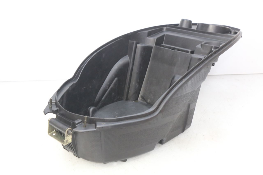 photo de ASIENTO DE ALMACENAMIENTO PEUGEOT KISBEE 2T 50 (2010 - 2017) - Primer plano técnico