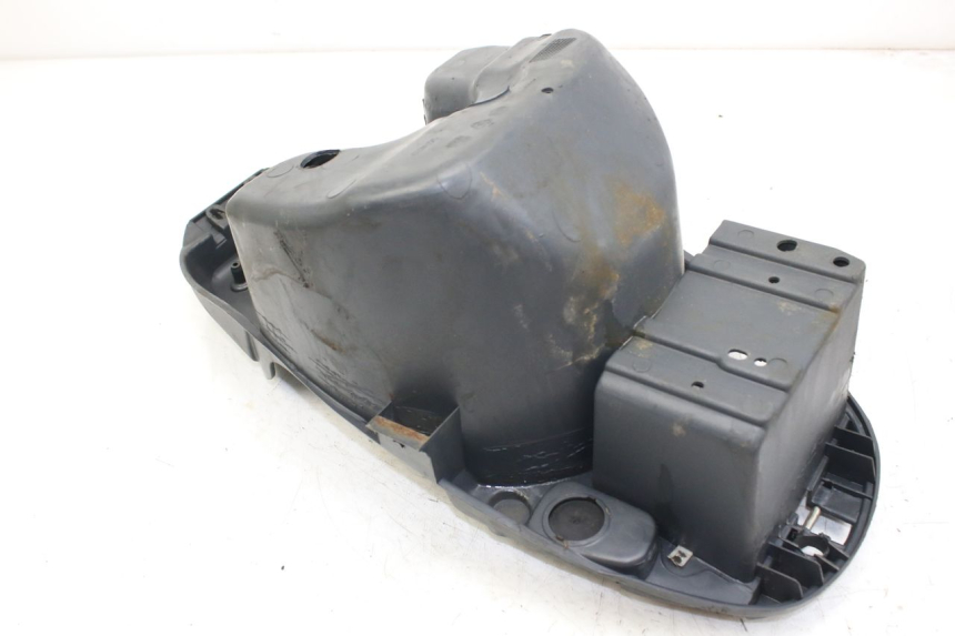 photo de CAJA DEL ASIENTO PIAGGIO LIBERTY 4T 50 (2004 - 2008) - Zoom estado de uso