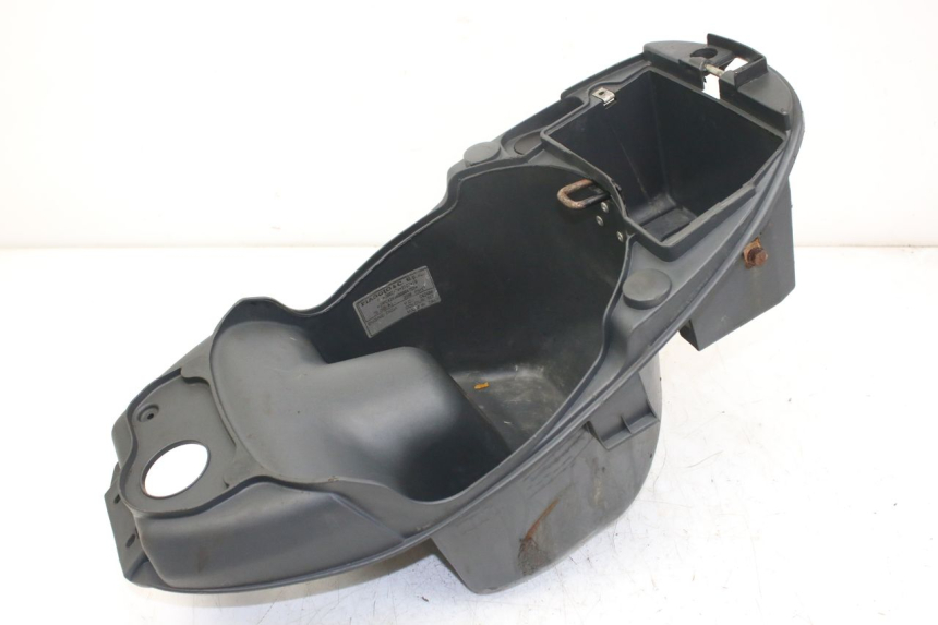 photo de CAJA DEL ASIENTO PIAGGIO LIBERTY 4T 50 (2004 - 2008) - Estado de la superficie y material